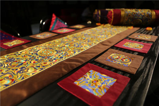 山谷居民品牌时尚苗绣家居饰品 - 龙凤呈祥【桌旗/腰枕/抱枕/杯垫】 商品图2