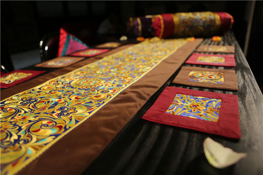 山谷居民品牌时尚苗绣家居饰品 - 龙凤呈祥【桌旗/腰枕/抱枕/杯垫】 商品图1