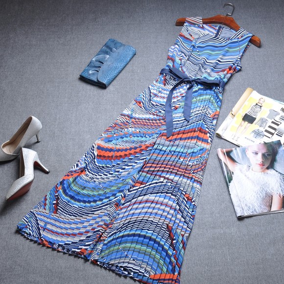 LP DaieR黛儿时装雪纺印花气质时尚压褶修身