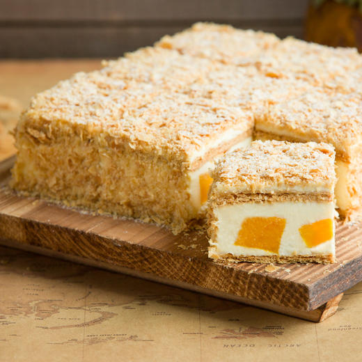 【经典热卖】芒果拿破仑下午茶，酥酥脆脆的拿破仑+香甜芒果（赣州幸福西饼蛋糕） 商品图1