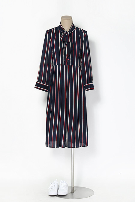 2016年夏季新品真丝双绉竖条纹飘带长袖连衣裙