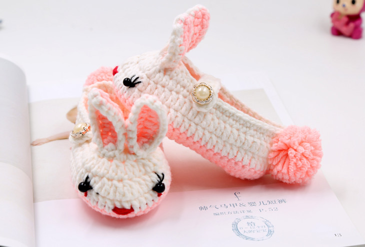新款卡通兔子宝宝毛线鞋手工编织婴儿兔子鞋小