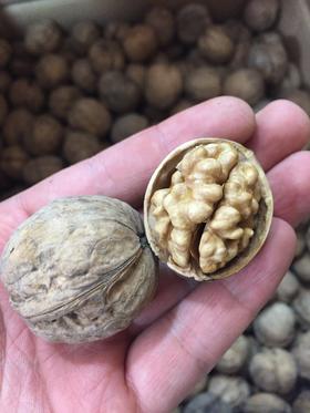 【自营商品】新疆阿克苏纸皮黑核桃2016年新货,皮薄如纸,手捏即开