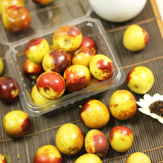 果子英雄/新疆戢ji枣/鲜枣/脆枣/甜枣/顺丰包邮/36小时内发货/新鲜直达 商品图1