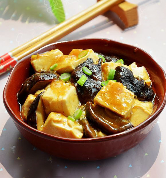 香菇炖豆腐图片
