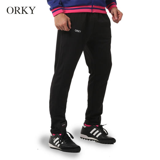 沃恺体育: ORKY 儿童成人训练收腿裤 8652518 商品图0