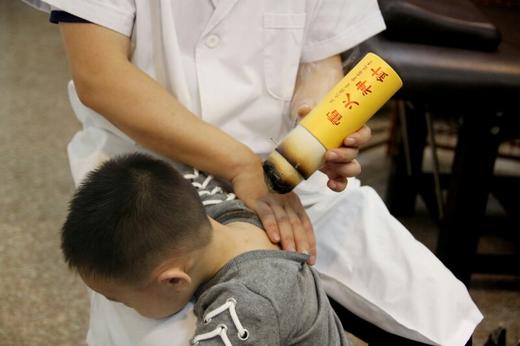 陈德识国医艾灸养生馆 拼团活动了！原充值1000送200，现在充值1000送800。陈德识艾灸养生堂店庆20周年拼团回赠活动，名额20个，活动时到2016年9月25日结束。 商品图5