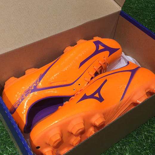 沃恺体育:MIZUNO/美津浓 MD长钉足球鞋 P1GA156568 商品图2