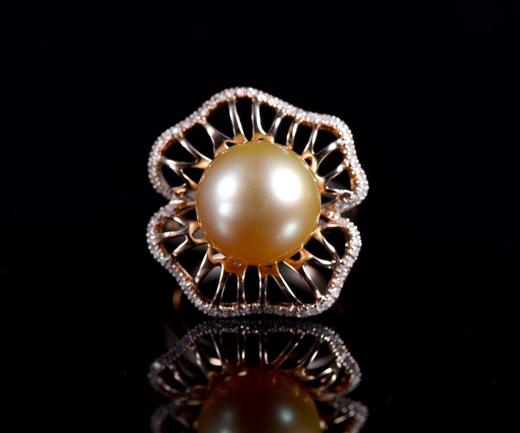 「四季·夏荷」 钻石金珍珠戒指 商品图1