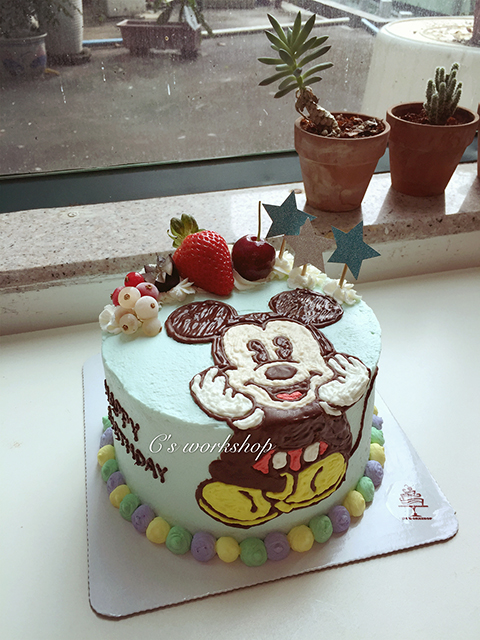 (手绘)全身米奇 水果忌廉蛋糕