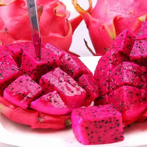 海南红心火龙果,现摘现发,皮薄肉厚,蜜甜多汁,顺