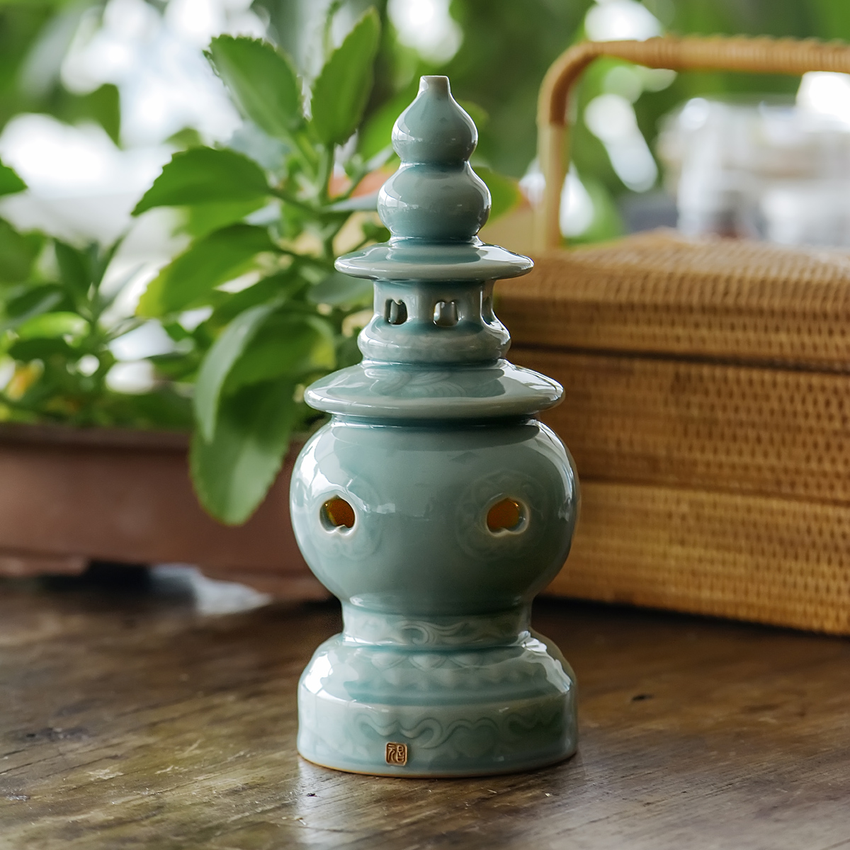 g20国宴 "三潭印月"香炉 浙江工艺美术师龙泉周华作品