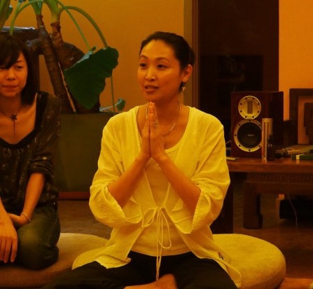 花精音乐情绪疗愈:花精情绪治疗咨询师黄露仪精心创作