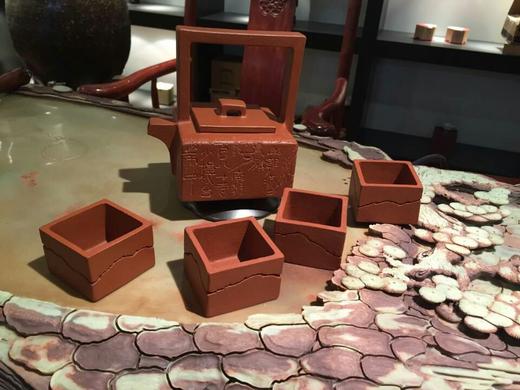 眭龙俊紫砂壶 提梁壶 商品图0