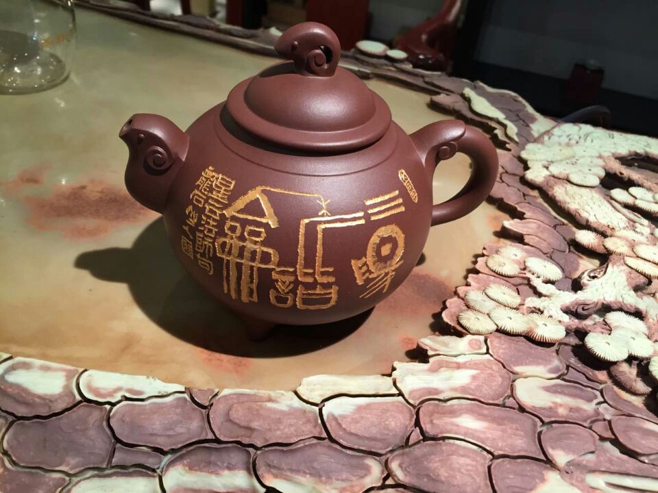 眭龙俊紫砂壶 三羊开泰