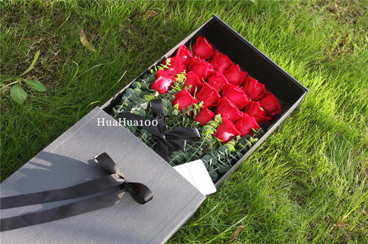 Only Love--19朵红玫瑰宽版礼盒（上海提前1-2天预定，其他城市请详询客服） 商品图1