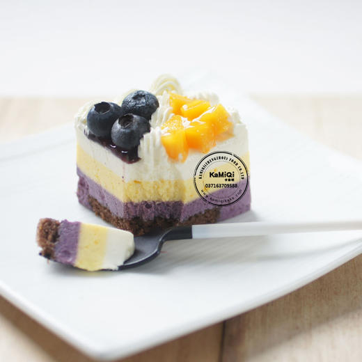 两情相悦--蓝莓芝士（需提前一天预订）细腻而又体贴，新鲜蓝莓带着一股浪漫的气息，彷如纯真的爱恋，甜而不腻，迷人迷心 商品图1