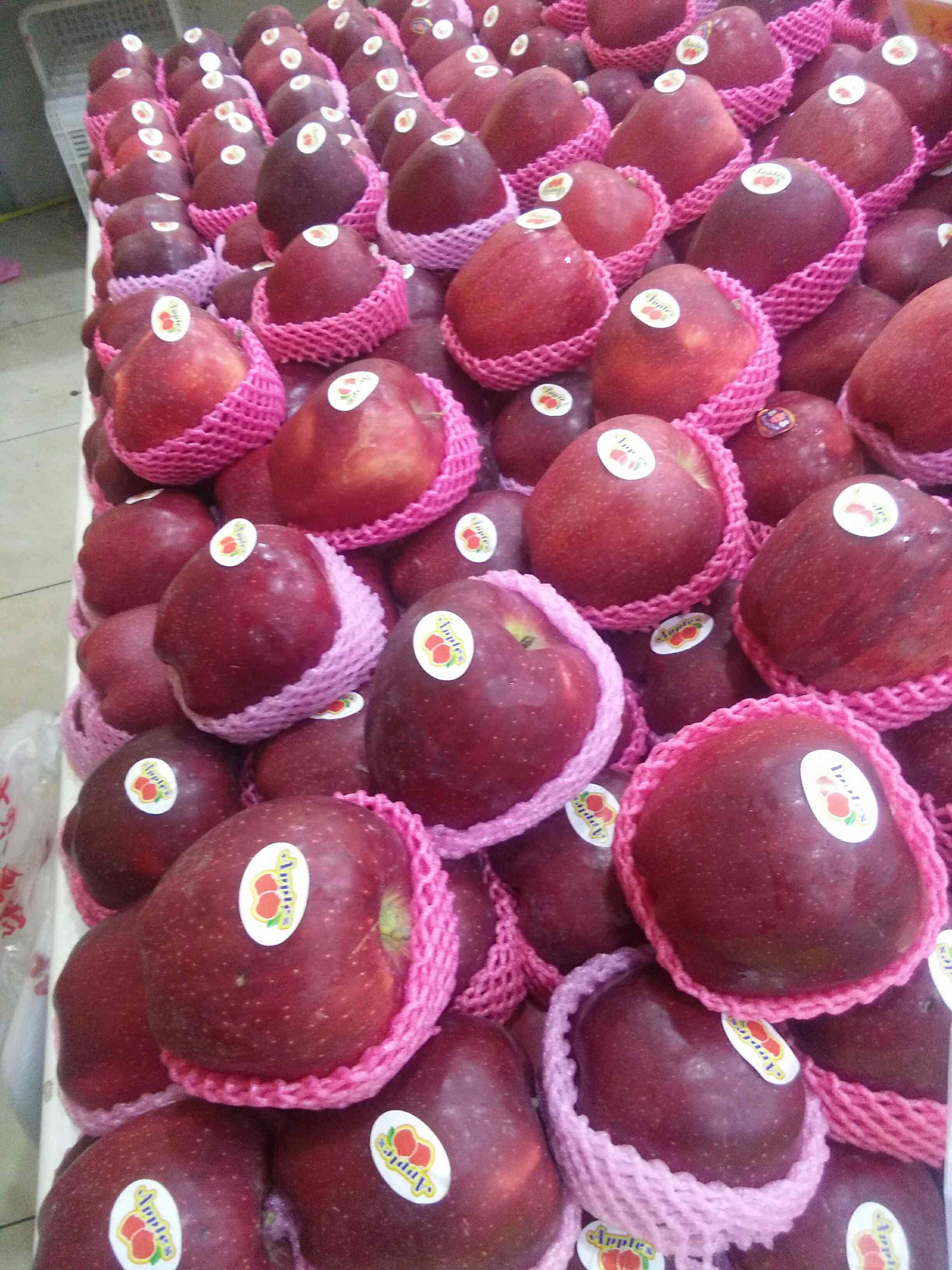 红蛇果16.8/斤,满五斤包邮