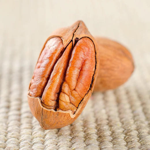 碧根果 薄皮好剥 肉质饱满