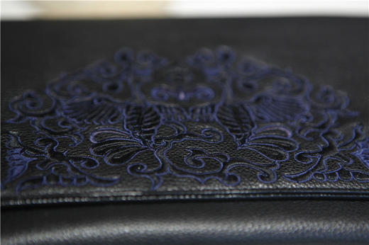 山谷居民品牌时尚苗绣手包/单肩包 - 兰墨 商品图3