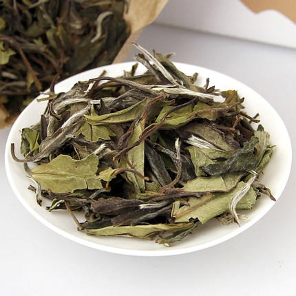 【白茶陈韵，收藏佳礼】 品品香白茶 福鼎白茶三年陈韵贡眉散茶300克 福建高山茶线下同款 商品图2