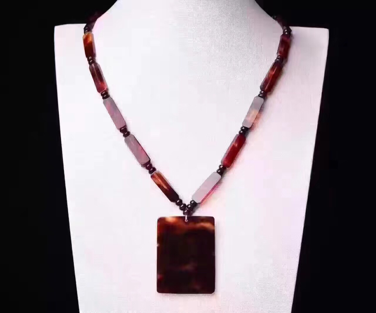 纯天然玳瑁平安无事牌挂链