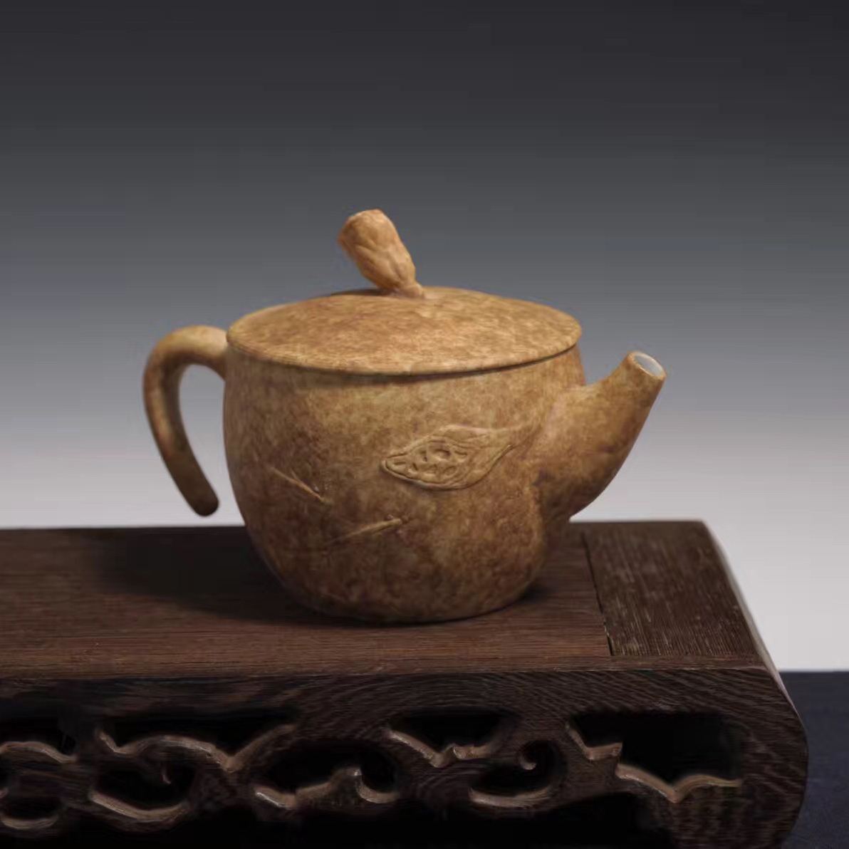 省大师王利军作品 鱼戏莲藕 龙泉紫金土茶具10头装