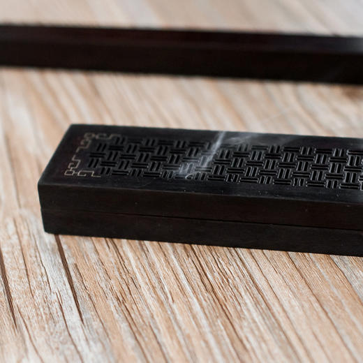 紫光檀纵横镶银丝简香盒两件套 商品图1