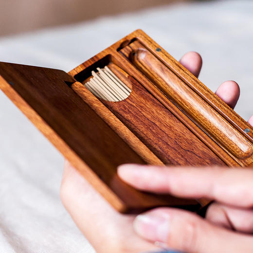 花梨开盖式便携小香盒（花梨木装香器） 商品图2