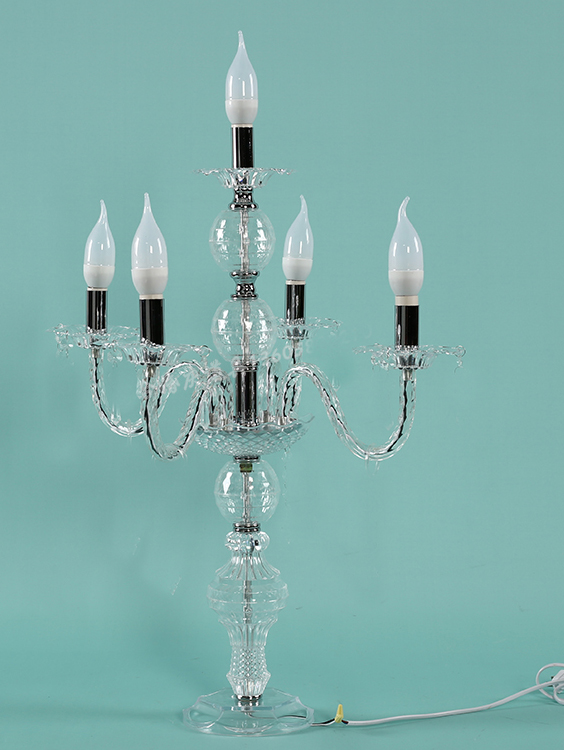 落地水晶灯路引