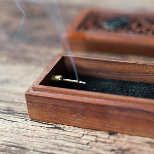 花梨镶嵌紫光檀东方四神香具三件套 商品图1