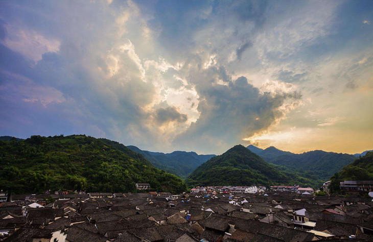 【周末】登浙中"张家界,访世外桃源嵩溪古村,住神笔马良诞生地(2天1