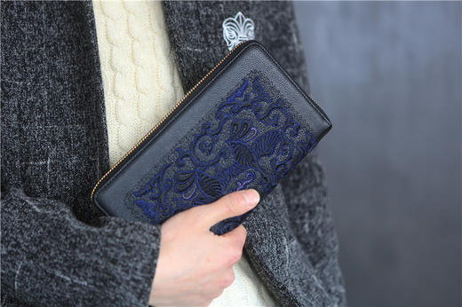 山谷居民品牌时尚苗绣手拿包/钱包——兰墨 商品图3