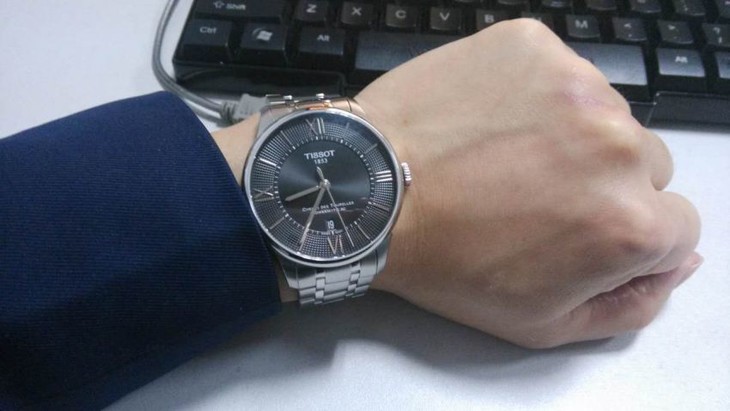 tissot 天梭杜鲁尔系列黑盘钢带机械腕表(t099.407.11.058.00)