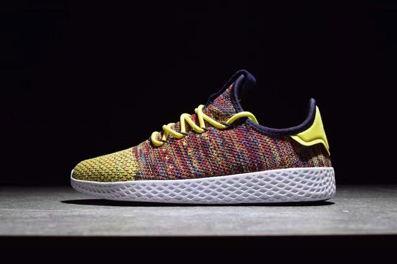 2017年春夏新款adidas pw human race 菲董联名款