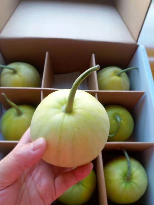 富硒蜜宝王#薄脆的皮,鲜嫩的肉,绵绵的籽,香甜的汁,又脆又甜,个头