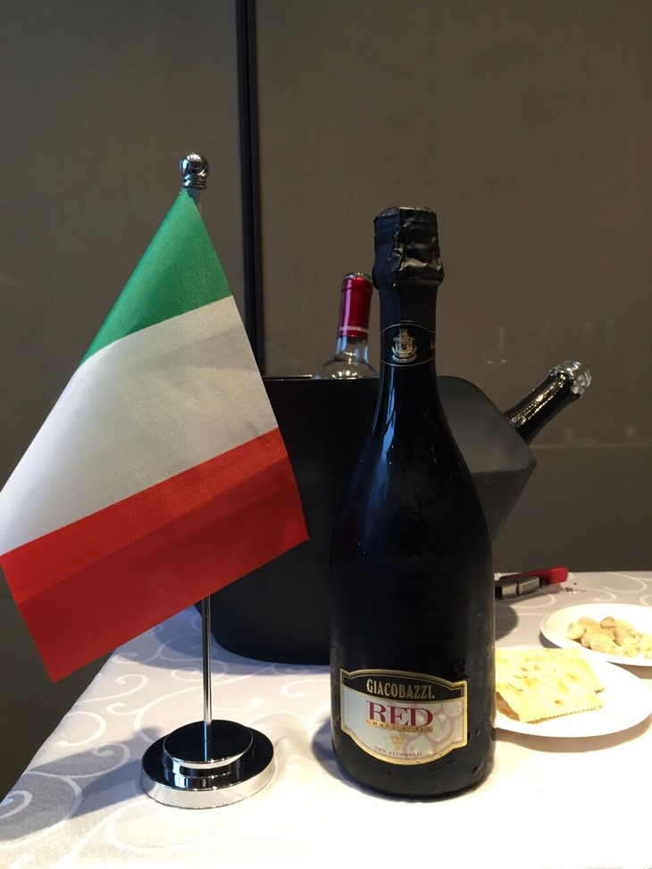 限时优惠丨意大利原瓶进口雅阁巴茨无醇起泡葡萄酒(广东省包邮)