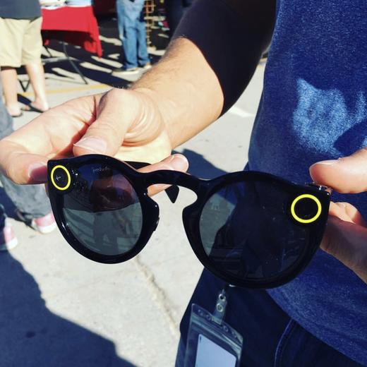 现货顺丰包邮 spectacles 智能摄像太阳眼镜 snapchat 10秒影片