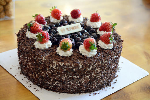 经典黑森林蛋糕，黑樱桃巧克力口味 商品图2