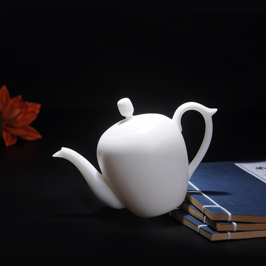 安成丨 玉瓷美人壶 猪油白瓷美人肩茶壶 一壶送两杯 礼盒装(不含茶盘)