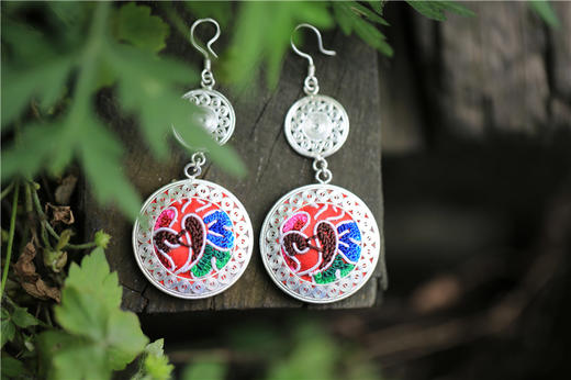 山谷居民品牌手绣苗银耳环——蜜福 商品图5