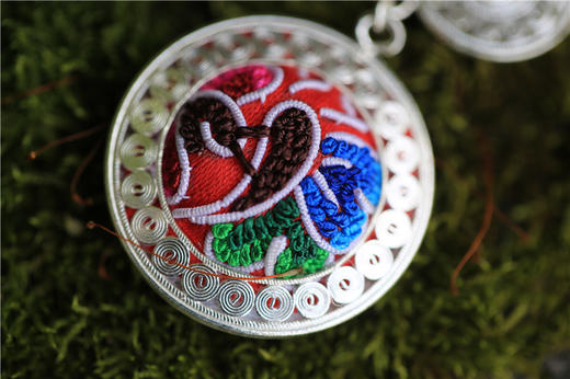 山谷居民品牌手绣苗银耳环——蜜福 商品图4