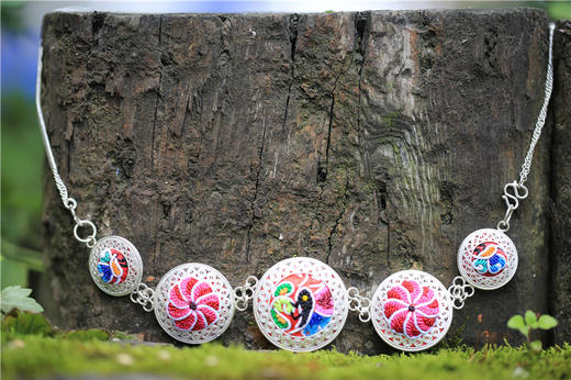 山谷居民品牌手绣苗银项链——蜜福 商品图3