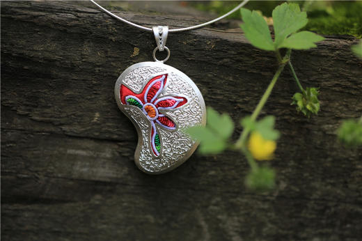 山谷居民品牌手绣苗银项链——豌豆 商品图0