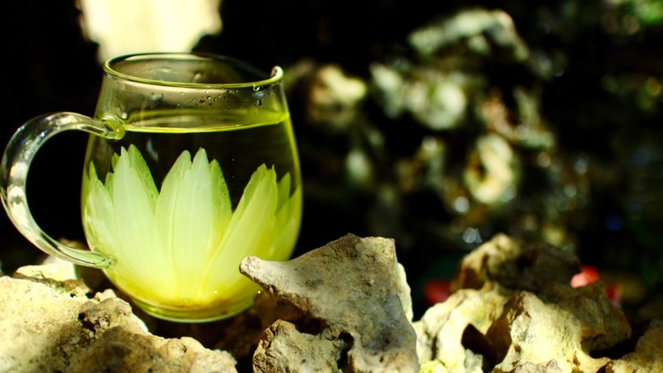 台湾菩提心莲茶 水中盛开的莲花 美容养颜用途多