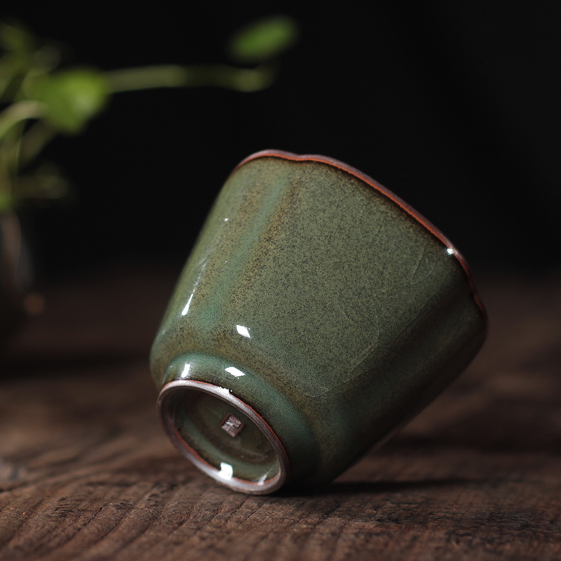 尚唐丨龙泉铁胎青瓷 大号品茗杯 天石四方杯 龙泉黑胎哥窑