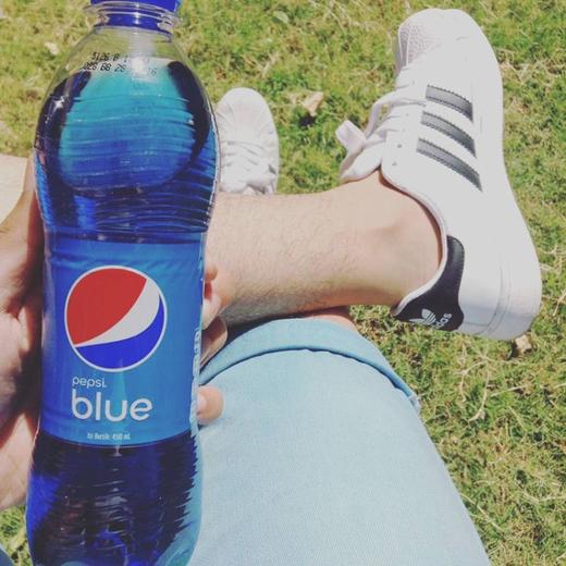 巴厘岛进口正品 网红蓝色百事可乐pepsi blue450ml瓶装 可口可乐 商品图1