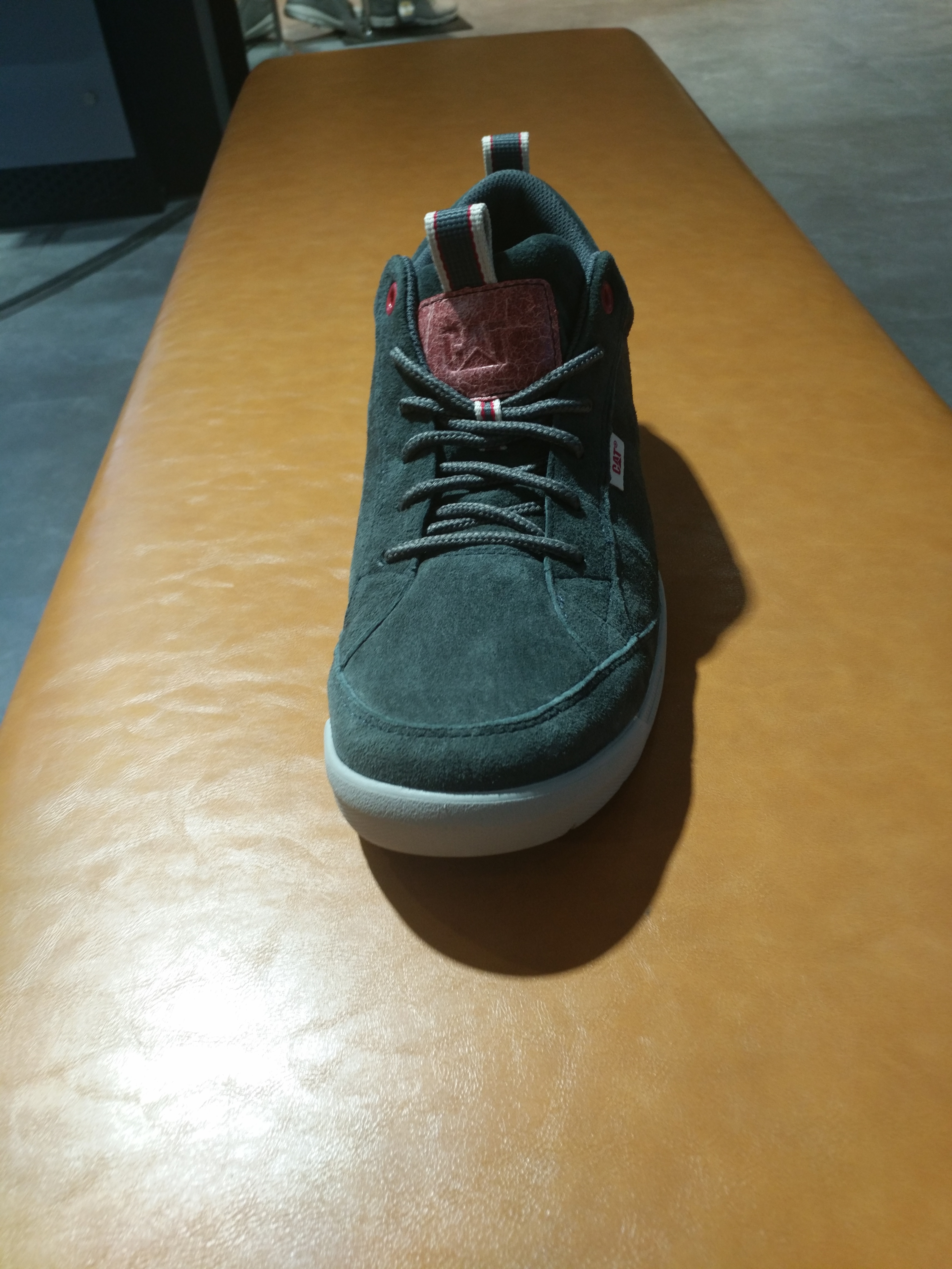 cat卡特 17年新款男鞋户外休闲男鞋 p721153