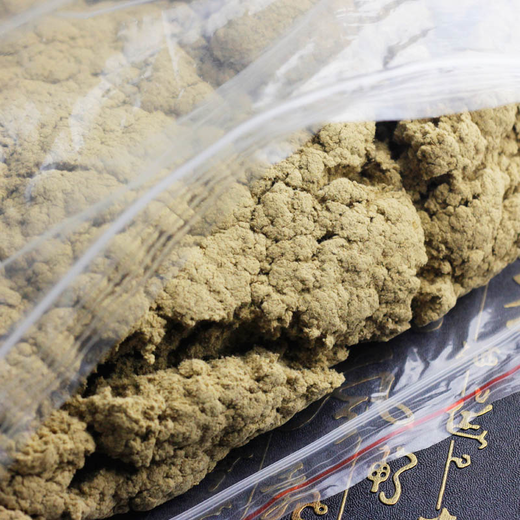 三年陈金艾绒,一斤装,一大袋,可用于直接灸,艾绒灸(售后微信:cjt6650)