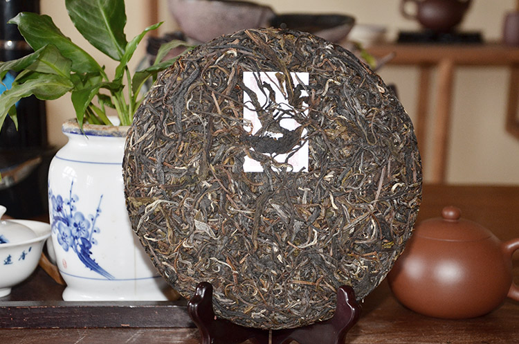 2017年弯弓易武古树秋茶